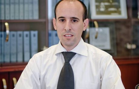 עורך דין גל גולדברג